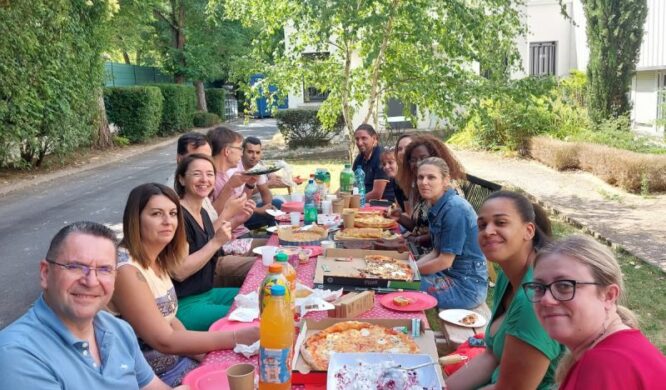 Cohésion d’équipe : un déjeuner estival pour renforcer les liens chez SIONNEAU